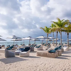 https://andaz-mayakoba-resort-riviera-maya-playa-del-carmen.allrivieramayahotels.com